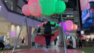 El 90% del tiempo libre hoy es en soledad: la paradoja de una sociedad hiperconectada que cada vez se encuentra menos