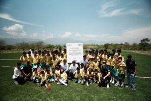 OPPO y Claro consolidan gran alianza en La Guajira para impulsar la educación digital de más de 500 jóvenes