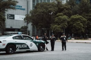 Abelardo de la Espriella plantea servicio militar obligatorio como parte de su estrategia nacional