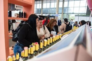 La industria de la belleza mueve más que el café: así es su impacto en la economía colombiana