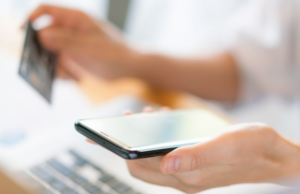 De la ventanilla a la pantalla: aumentan los pagos digitales en un 158%