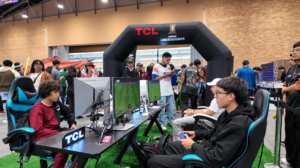 TCL presentó en SOFA 2026 su nueva generación de monitores para gaming y entretenimiento