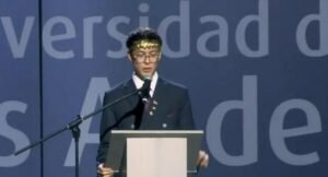 Santiago Ortiz García redefine el concepto de éxito y llama al compromiso social en Universidad de Los Andes